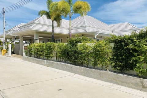 Villa in Hua Hin, Thailand 3 bedrooms № 144600 - photo 10
