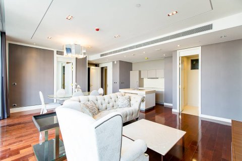 Кондоминиум с 2 спальнями в Бангкоке, Таиланд № 143206 - фото 3