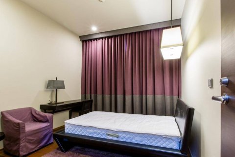 Кондоминиум с 2 спальнями в Бангкоке, Таиланд № 143204 - фото 13