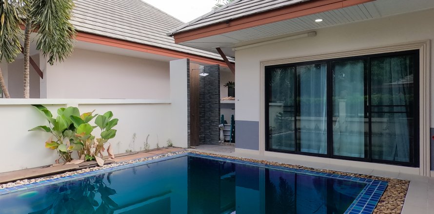 Вилла в Паттайе, Таиланд с 2 спальнями  № 130445