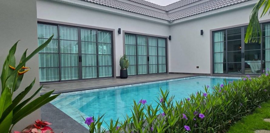 Villa à Pattaya, Thaïlande 3 chambres № 130442