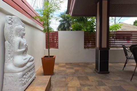 Вилла в Паттайе, Таиланд с 3 спальнями  № 130446 - фото 10