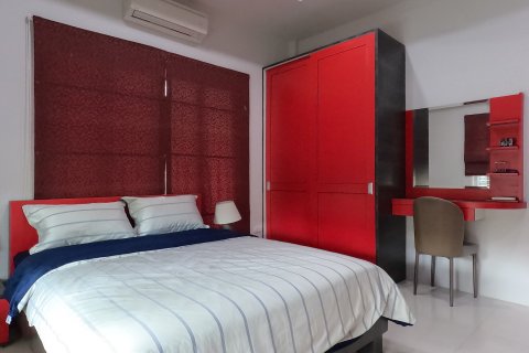 Вилла в Паттайе, Таиланд с 3 спальнями  № 130446 - фото 24