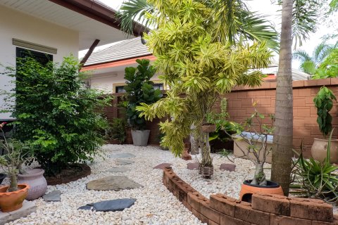 Вилла в Паттайе, Таиланд с 3 спальнями № 130444 - фото 2