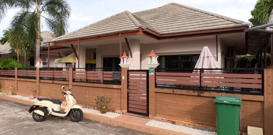 Вилла в Паттайе, Таиланд с 3 спальнями № 130444