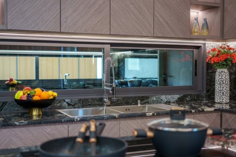 Villa in Pattaya, Thailand 6 bedrooms № 130443 - photo 14