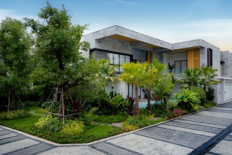 Вилла в Паттайе, Таиланд с 5 спальнями  № 130447 - фото 3