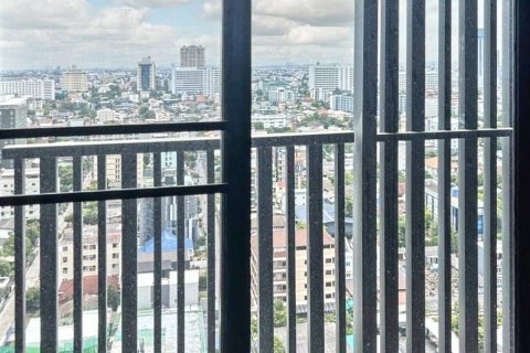 Кондоминиум с 1 спальней в Бангкоке, Таиланд № 132964 - фото 10