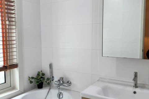 Кондоминиум с 2 спальнями в Ратчатхеви, Бангкок, Таиланд № 124028 - фото 4