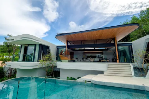 Villa in Phuket, Thailand 4 bedrooms № 107173