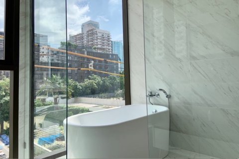 Condo in Khlong Toei, Bangkok, Thailand, 2 bedrooms  № 126364 - photo 9