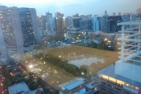 Кондоминиум с 2 спальнями в Бангкоке, Таиланд № 144104 - фото 18