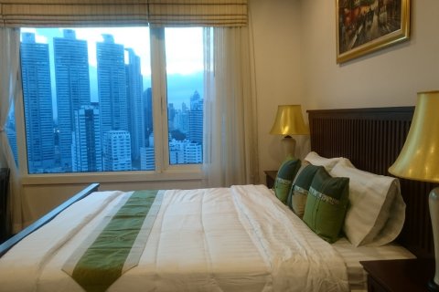 Кондоминиум с 2 спальнями в Бангкоке, Таиланд № 144104 - фото 9