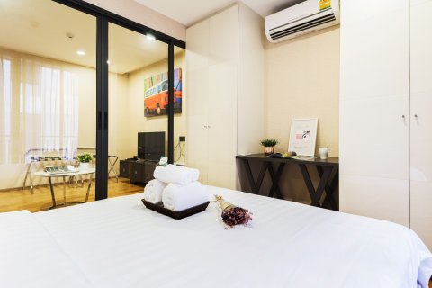 Condo in Bangkok, Thailand, 1 bedroom  № 143970 - photo 7