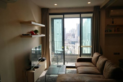 Кондоминиум с 1 спальней в Бангкоке, Таиланд № 143969 - фото 1