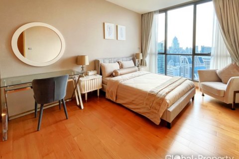 Кондоминиум с 3 спальнями в Бангкоке, Таиланд № 132306 - фото 28