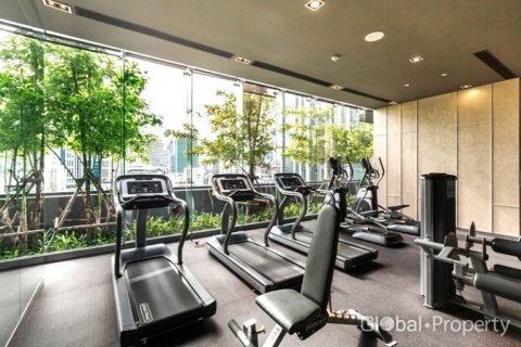 Кондоминиум с 3 спальнями в Бангкоке, Таиланд № 132306 - фото 10