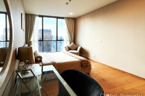 Кондоминиум с 3 спальнями в Бангкоке, Таиланд № 132306 - фото 30