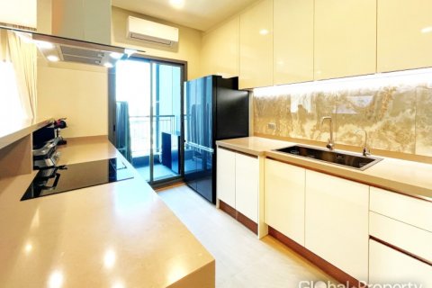 Кондоминиум с 3 спальнями в Бангкоке, Таиланд № 132306 - фото 18