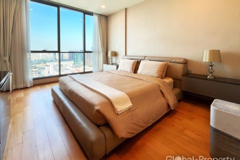 Кондоминиум с 3 спальнями в Бангкоке, Таиланд № 132306 - фото 20