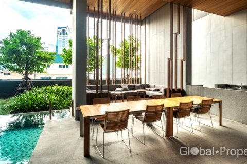 Кондоминиум с 3 спальнями в Бангкоке, Таиланд № 132306 - фото 3