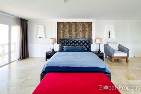 Кондоминиум с 5 спальнями в Паттайе, Таиланд № 132307 - фото 16