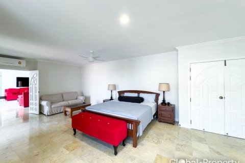 Кондоминиум с 5 спальнями в Паттайе, Таиланд № 132307 - фото 29