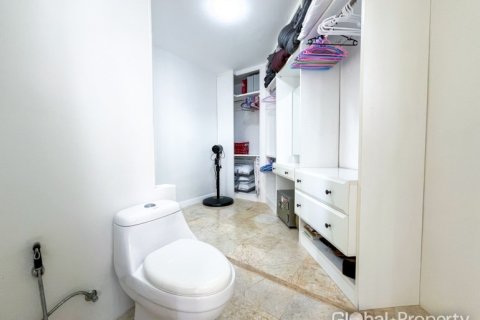 Кондоминиум с 5 спальнями в Паттайе, Таиланд № 132307 - фото 20