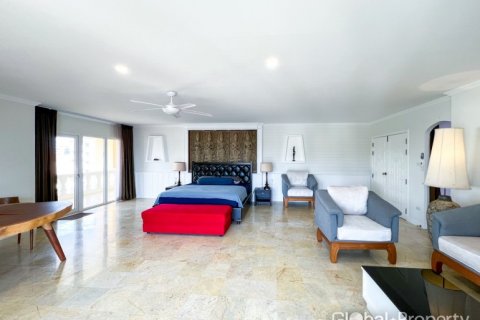 Кондоминиум с 5 спальнями в Паттайе, Таиланд № 132307 - фото 19