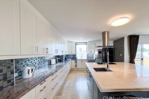 Кондоминиум с 5 спальнями в Паттайе, Таиланд № 132307 - фото 12