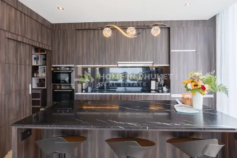 Дом в Пхукете, Таиланд с 6 спальнями  № 132048 - фото 9