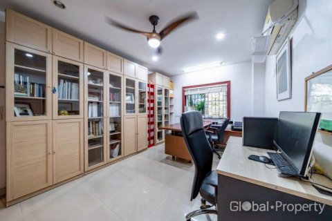 Дом в Паттайе, Таиланд с 6 спальнями № 144238 - фото 14