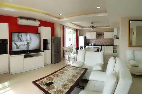 Maison à Pattaya, Thaïlande 3 chambres № 80284 - photo 1