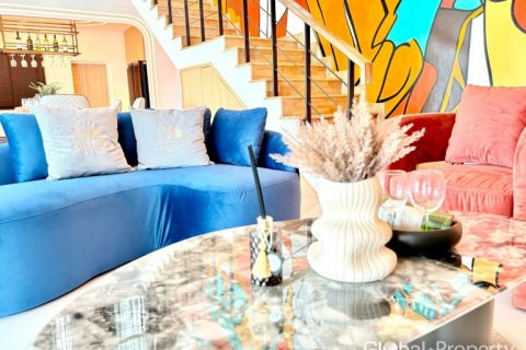 Дом в Паттайе, Таиланд с 5 спальнями  № 125757 - фото 8