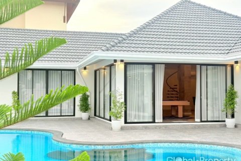 Дом в Паттайе, Таиланд с 3 спальнями  № 125754 - фото 18