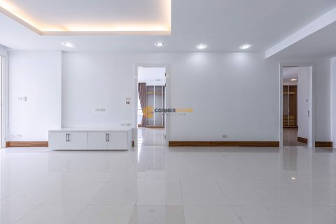 Studio in the Condo on Jomtien Beach, Pattaya, Thailand  № 104745 - photo 9