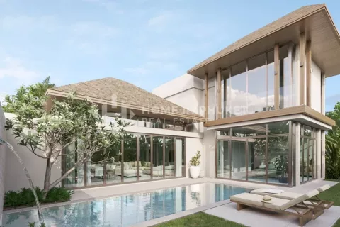 House in Phuket, Thailand 3 bedrooms № 131683 - photo 1