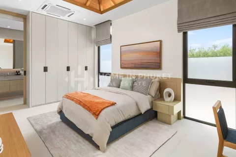 House in Phuket, Thailand 4 bedrooms № 131684 - photo 16