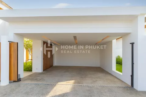 House in Phuket, Thailand 4 bedrooms № 131684 - photo 29