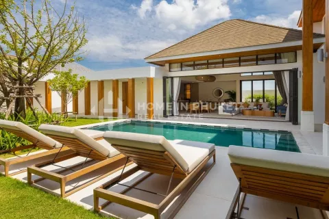 House in Phuket, Thailand 4 bedrooms № 131684 - photo 2