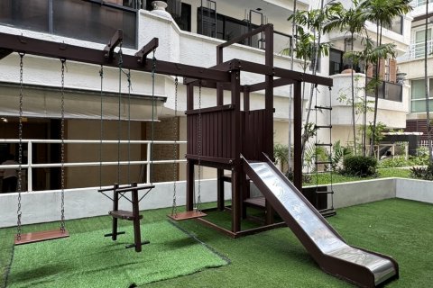 Condo à Bangkok, Thaïlande, 3 chambres № 82152 - photo 21