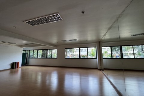 Condo à Bangkok, Thaïlande, 3 chambres № 82152 - photo 20