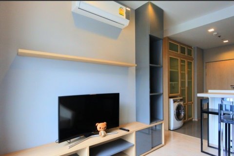 Кондоминиум с 2 спальнями в Ваттхане, Бангкок, Таиланд № 142127 - фото 1