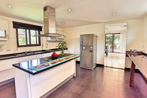 Вилла в Пхукете, Таиланд с 5 спальнями  № 120595 - фото 3