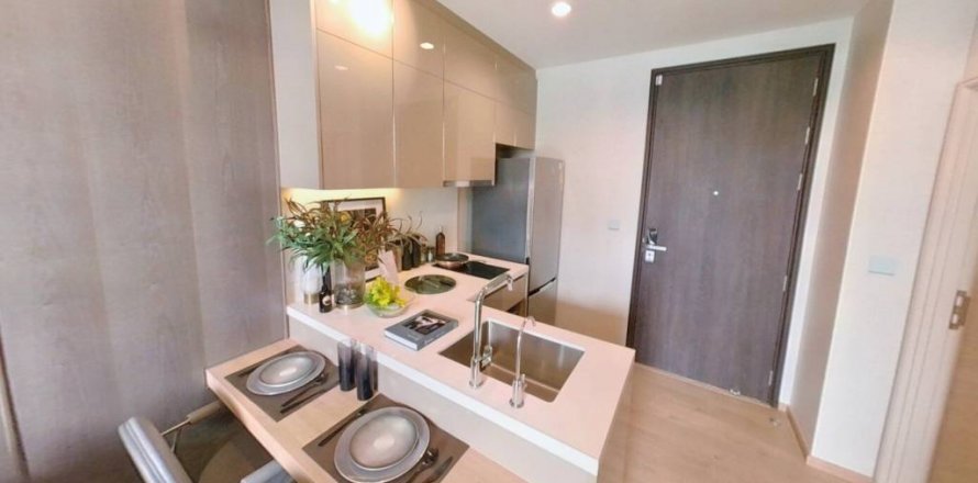 Condo in Bangkok, Thailand, 1 bedroom  № 105078