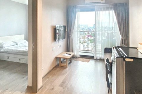 Кондоминиум с 1 спальней в Бангкоке, Таиланд № 132989 - фото 2