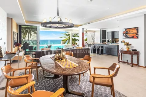 Condo in Phuket, Thailand, 3 bedrooms  № 131484 - photo 6