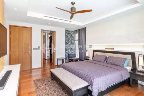 Condo in Phuket, Thailand, 3 bedrooms  № 131484 - photo 15