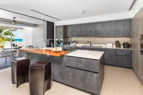 Condo in Phuket, Thailand, 3 bedrooms  № 131484 - photo 9