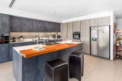 Condo in Phuket, Thailand, 3 bedrooms  № 131484 - photo 8